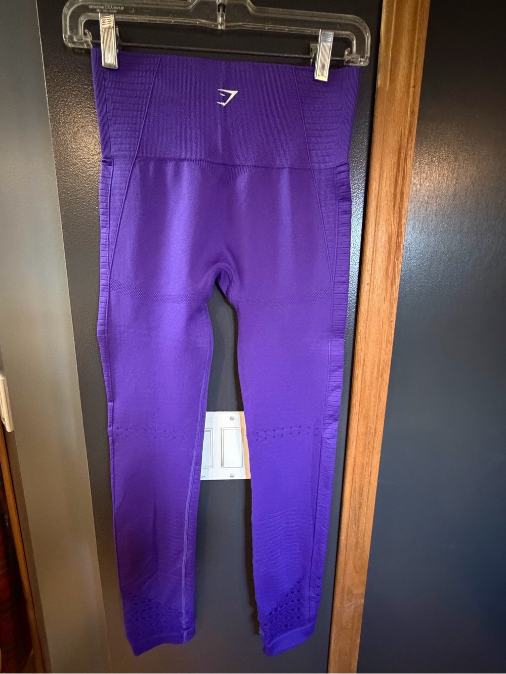 Gym shark size small purple leggings